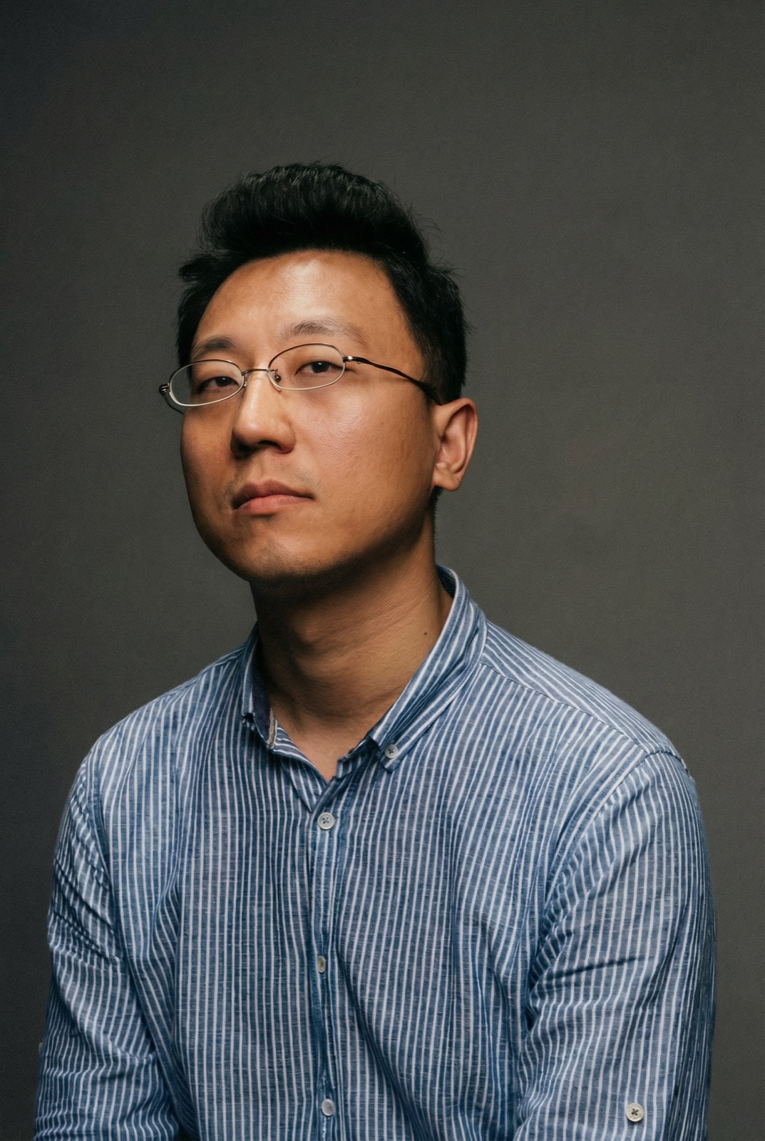 何发肖像，P4剧场创始人、主理人与长期组织者