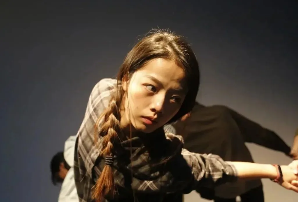 《Cocoon House》 ( )--P4 Theater ""