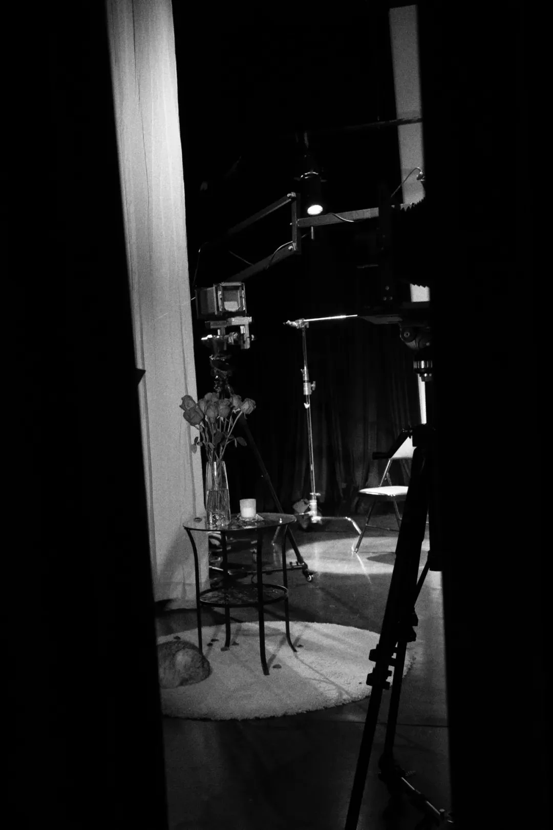The stage is medium. - Be everyone.