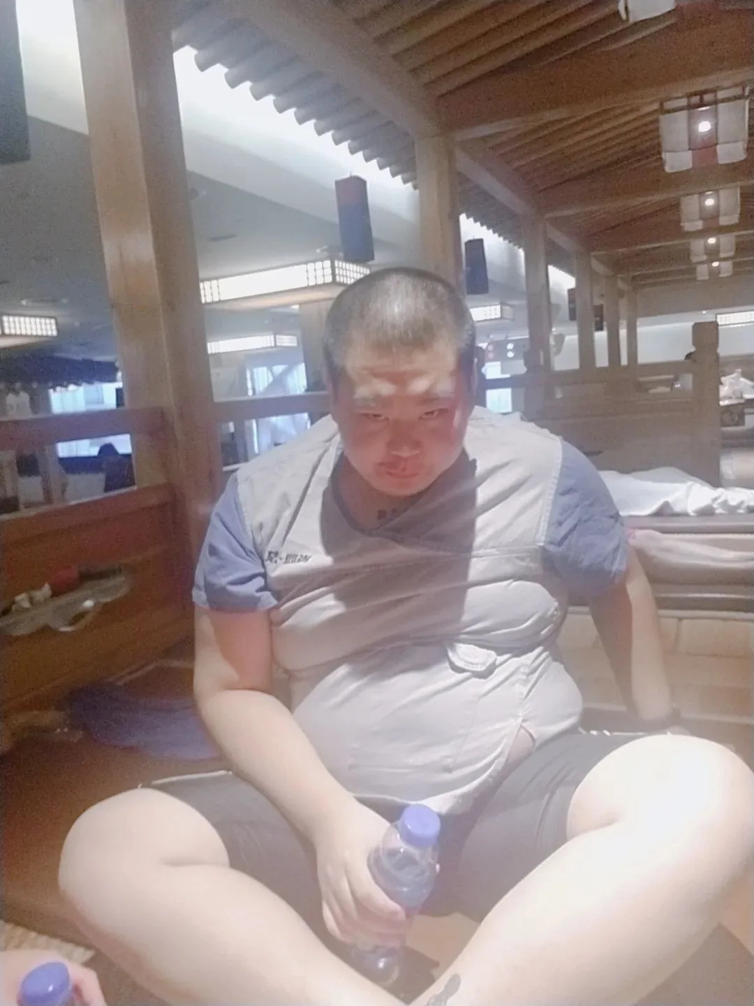 ,