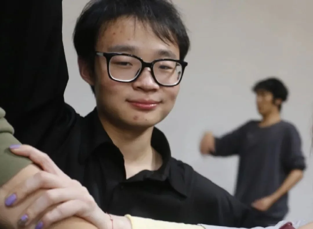 《Cocoon House》 ( )--P4 Theater ""