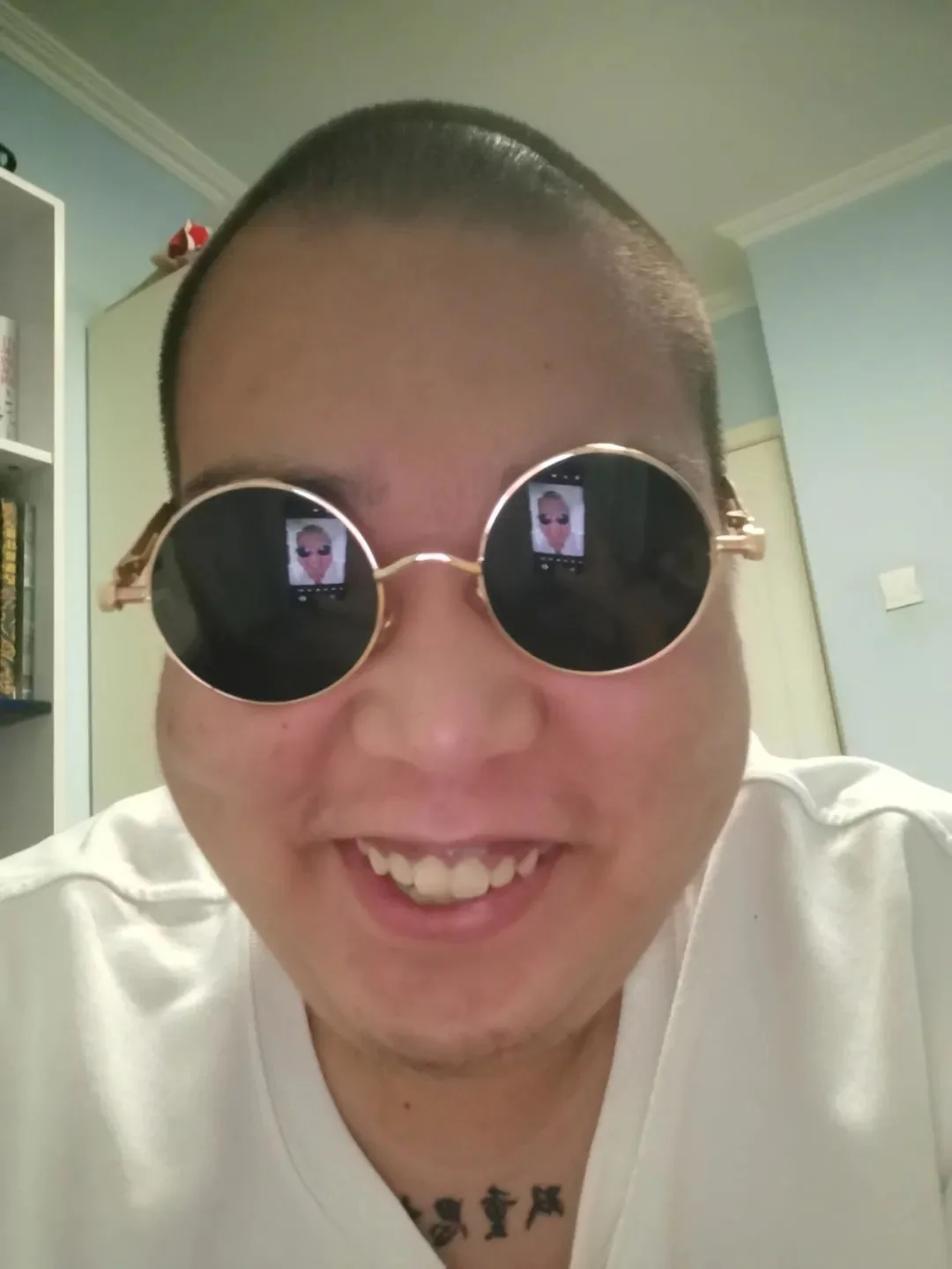 ,